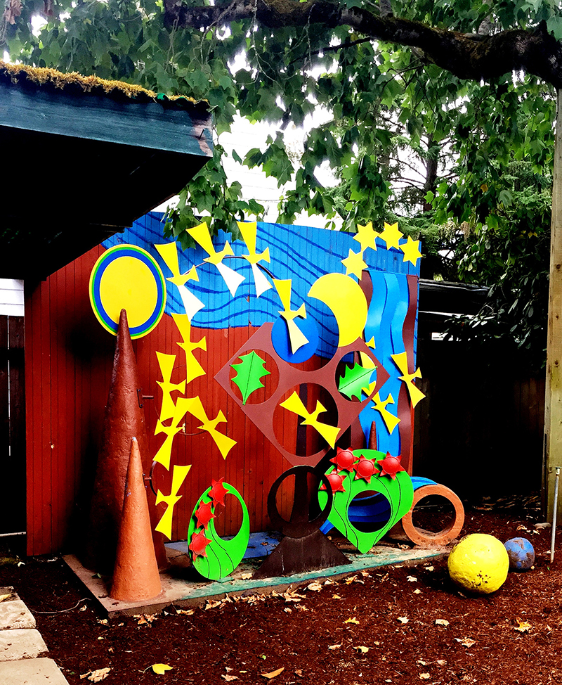 13b. 10’ x 4’ x 9’.